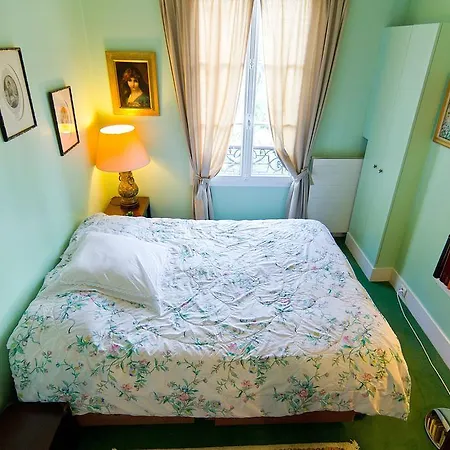 Apartment Studios - Utrillo Paris