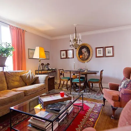 Studios - Utrillo Apartment *